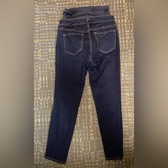 Rockstar full panel maternity jean Old Navy Sz: 8 short - Picture 6 of 6